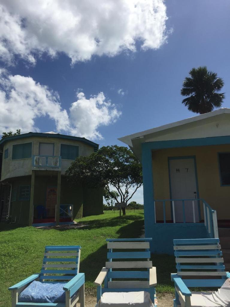 Waikiki Guest House Treasure Beach Zewnętrze zdjęcie